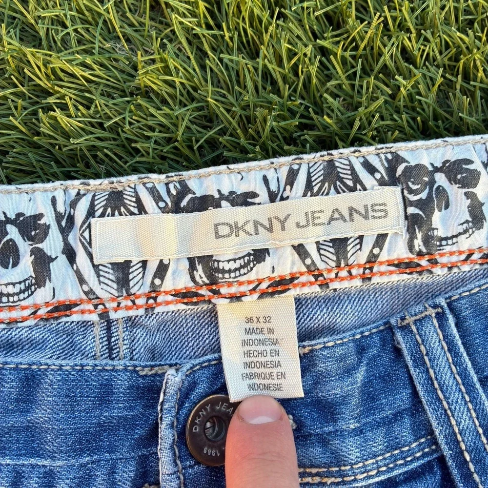 DKNY Jeans Mens 33x28 Straight Leg Denim Pants Blue Y2K Vintage Style Y2K 90s